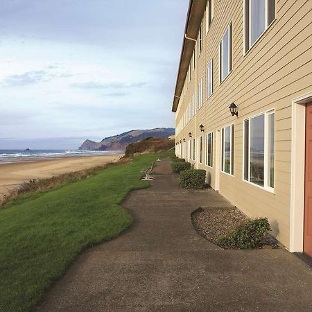 Chinook Winds Casino Resort Lincoln City Exterior photo